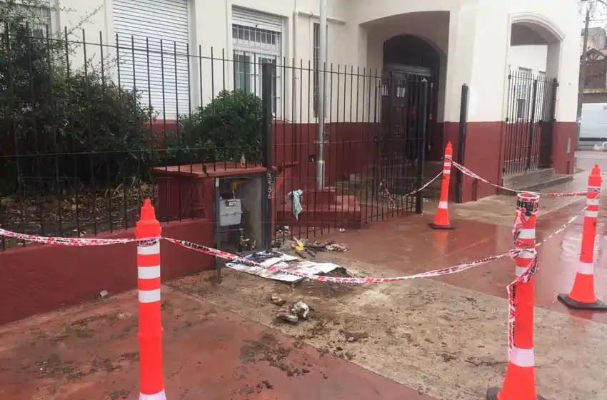 Suspendieron las clases en otro colegio, por pérdidas de gas y agua