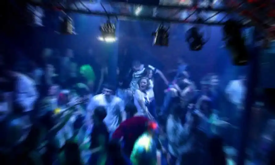 Se extiende el horario en boliches bailables