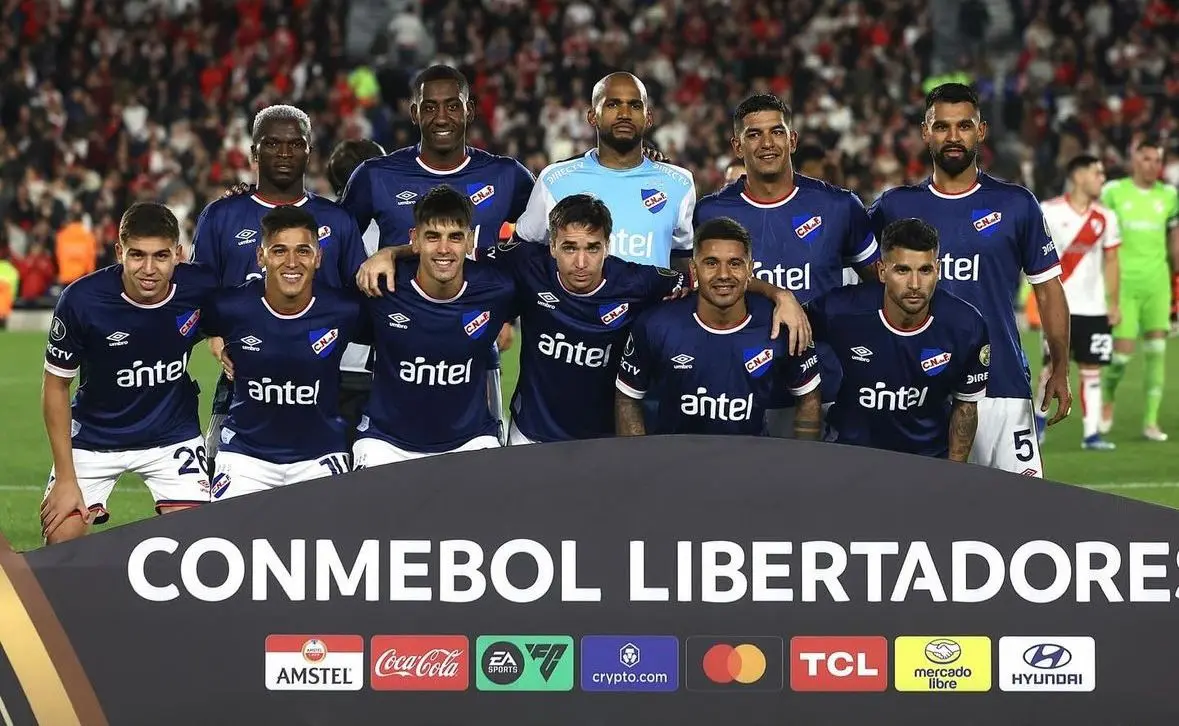 Gabriel Baez Corradi fue titular en la derrota de Nacional ante River.