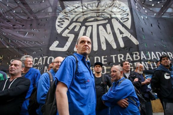 El gremio del neumático endurece su postura y aún no hay acuerdo para destrabar el conflicto