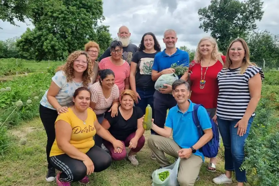 Recorridoapor la huerta agroecológica de nuestra ciudad
