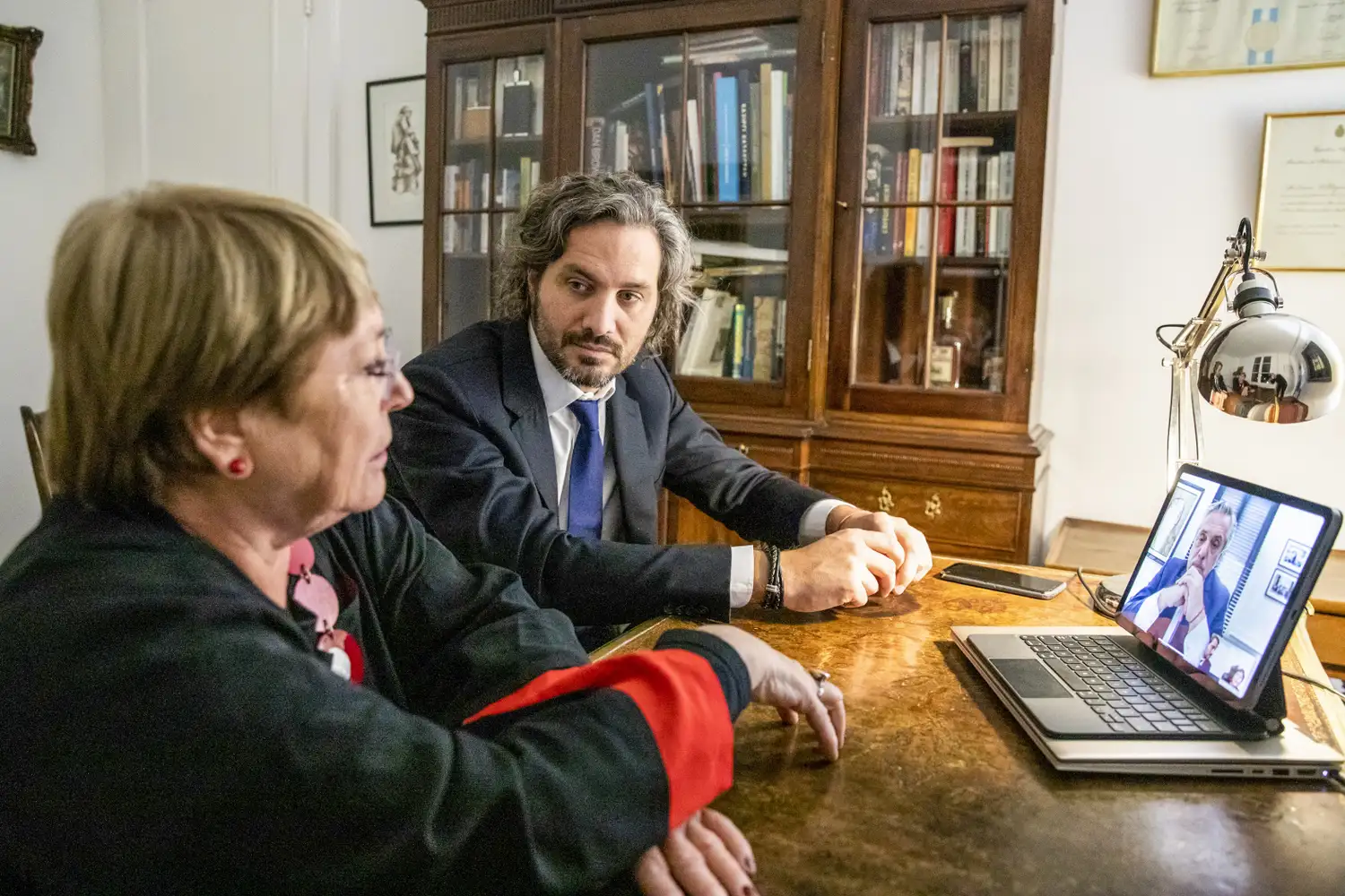 Michelle Bachelet y Santiago Cafiero mantuvieron una reunión virtual con el Presidente.