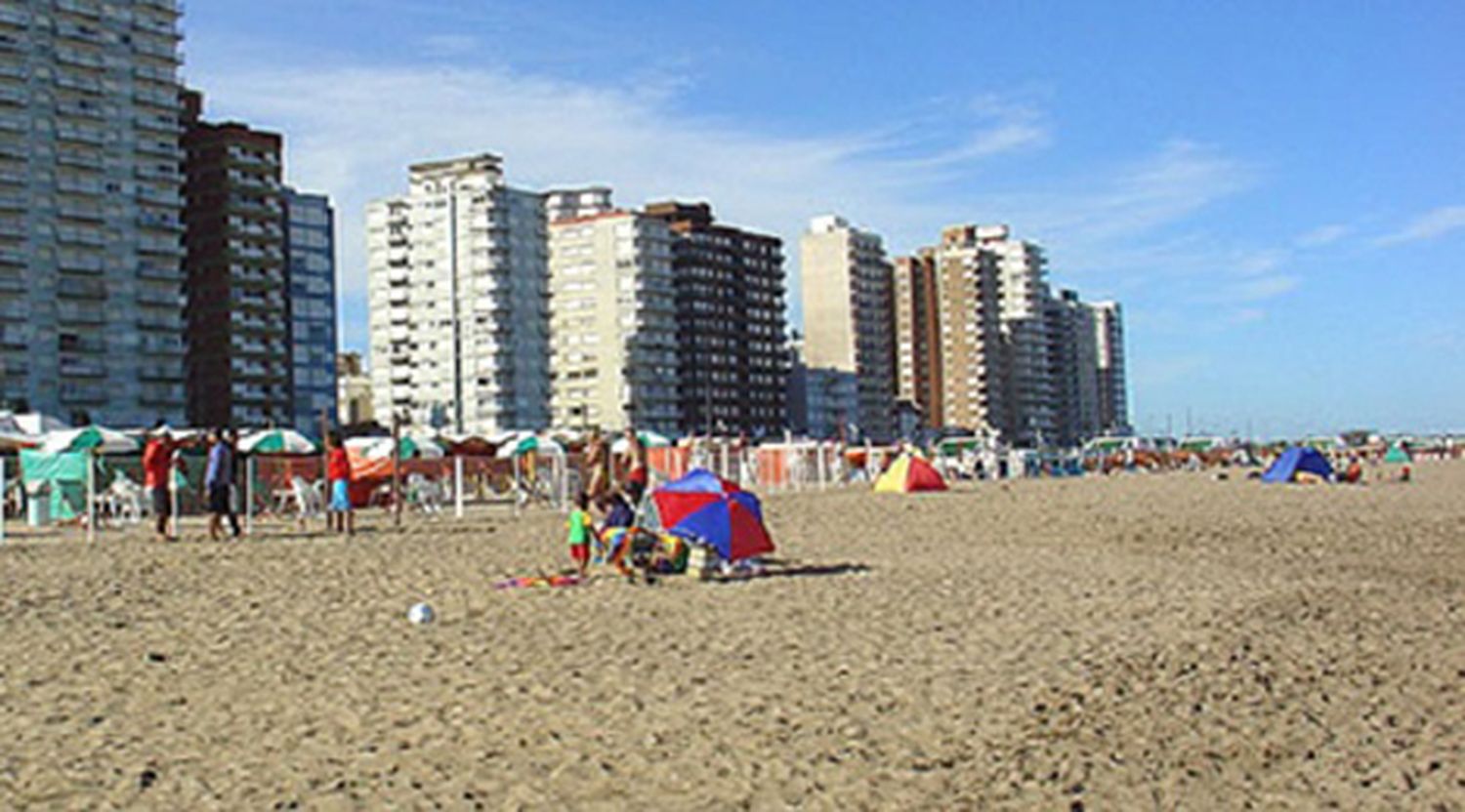 Un detenido por abusar de una mujer en la playa