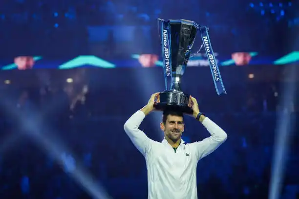 Djokovic venció a Ruud y festejó en Turín