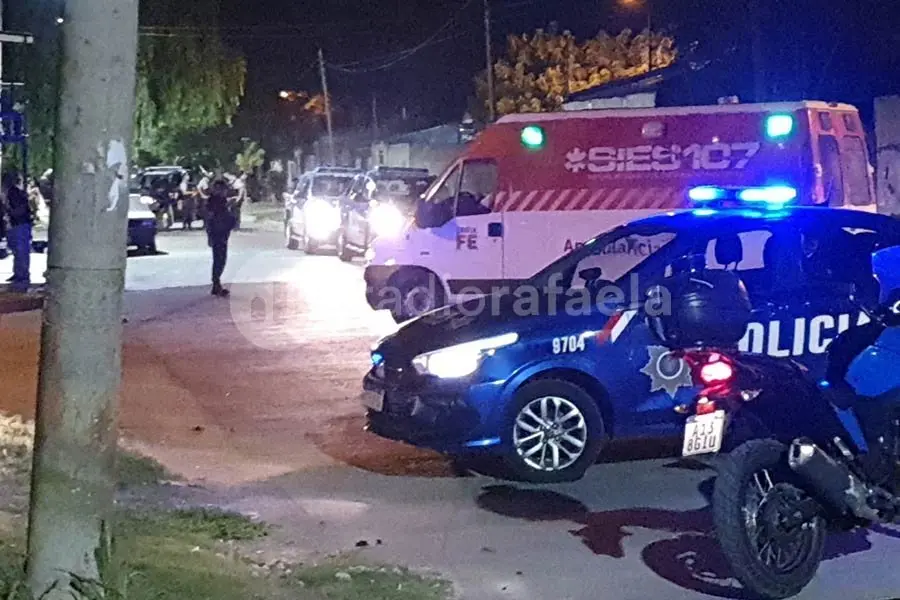 Un hombre murió dentro de su auto mientras era remolcado hasta un taller mecánico