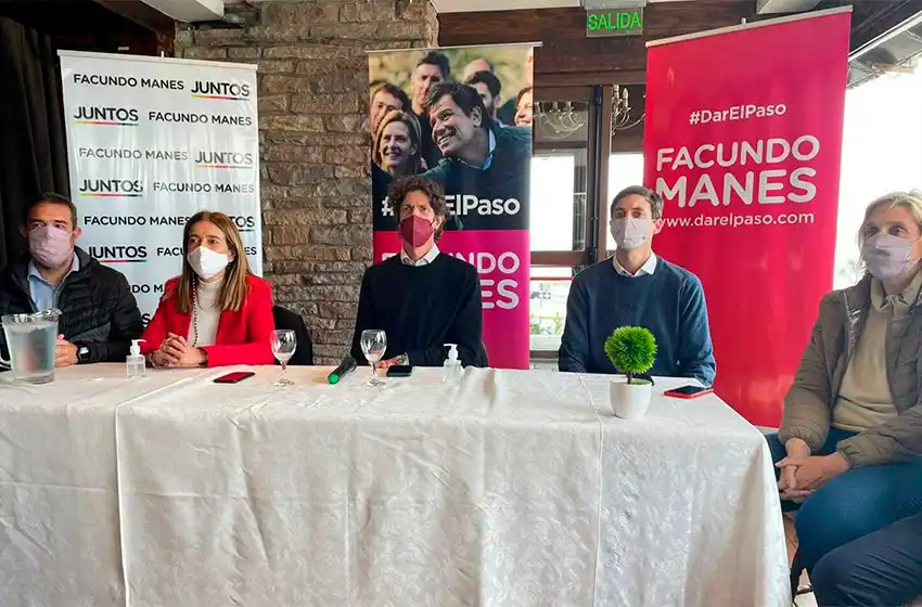 Lousteau apoyó a Manes: “Queremos construir un futuro distinto con decencia, ética y capacidad de gestión”