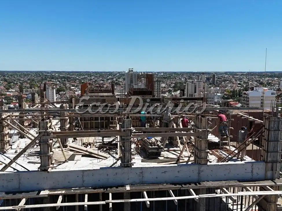 En caída. Los puestos formales de trabajo en la construcción pasaron a monotributistas o informales.