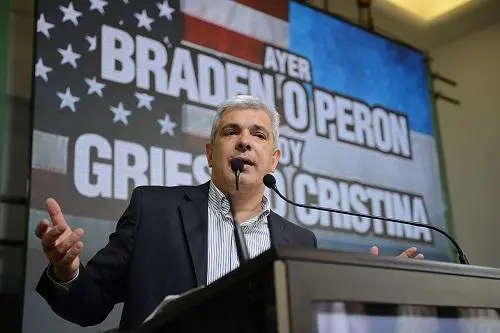 Julián Domínguez: "Más peligrosos que los de afuera son los buitres de adentro"