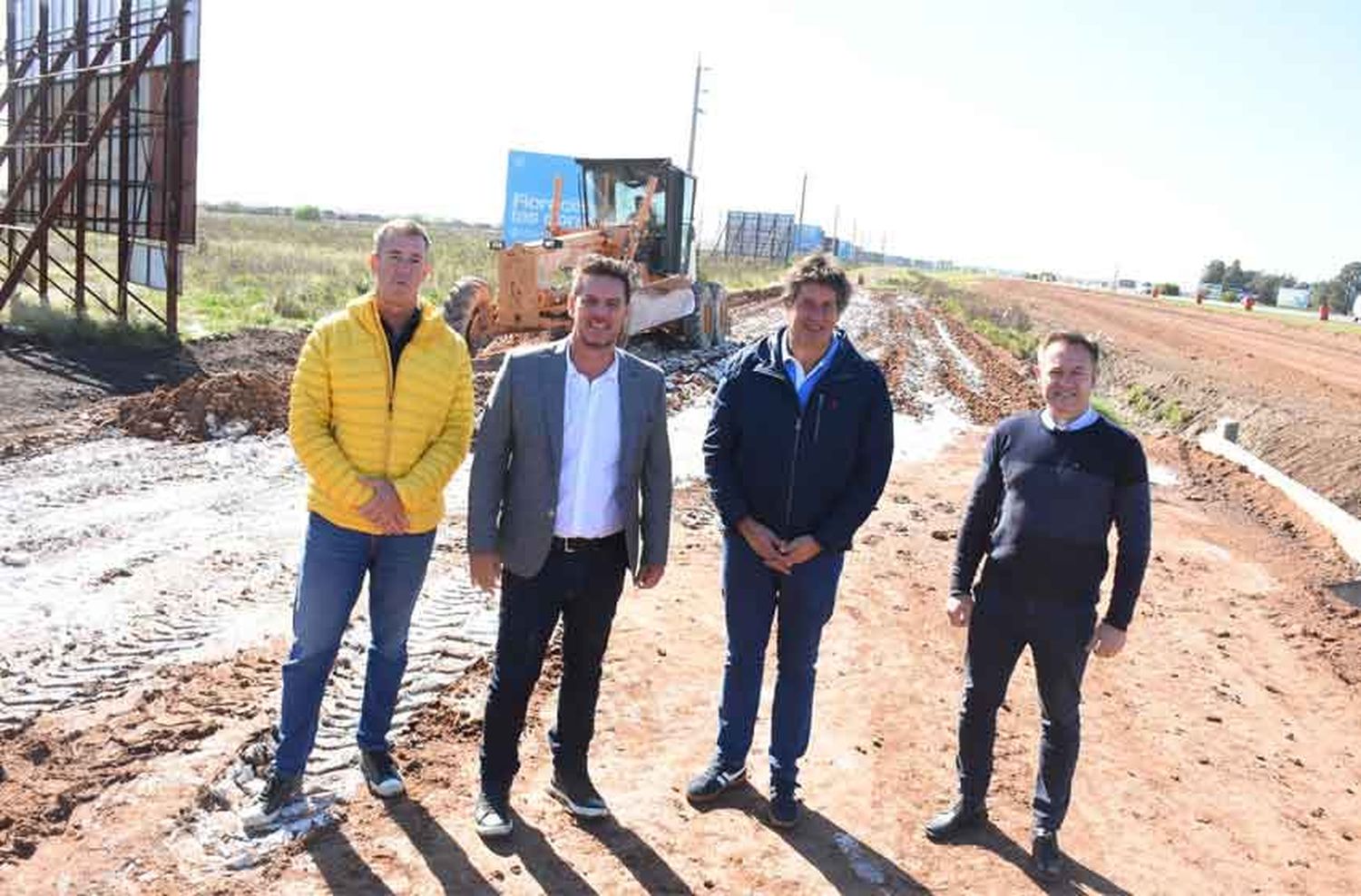 Nuevo acceso a Funes: Roly Santacroce recorrió la obra junto a Gonzalo Atanasof