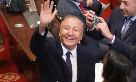 Reaparece Rodolfo Hernández diciendo que alista ataque a sus opositores