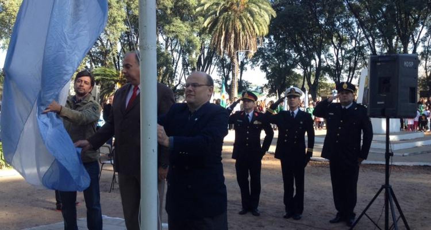 25 de Mayo en Río Tala
