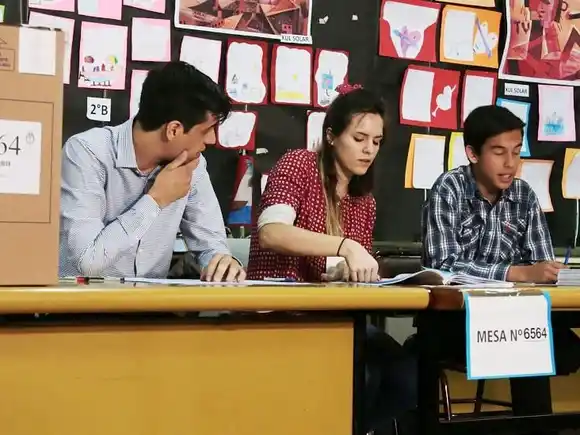 Se  oficializó los montos para las autoridades de mesa