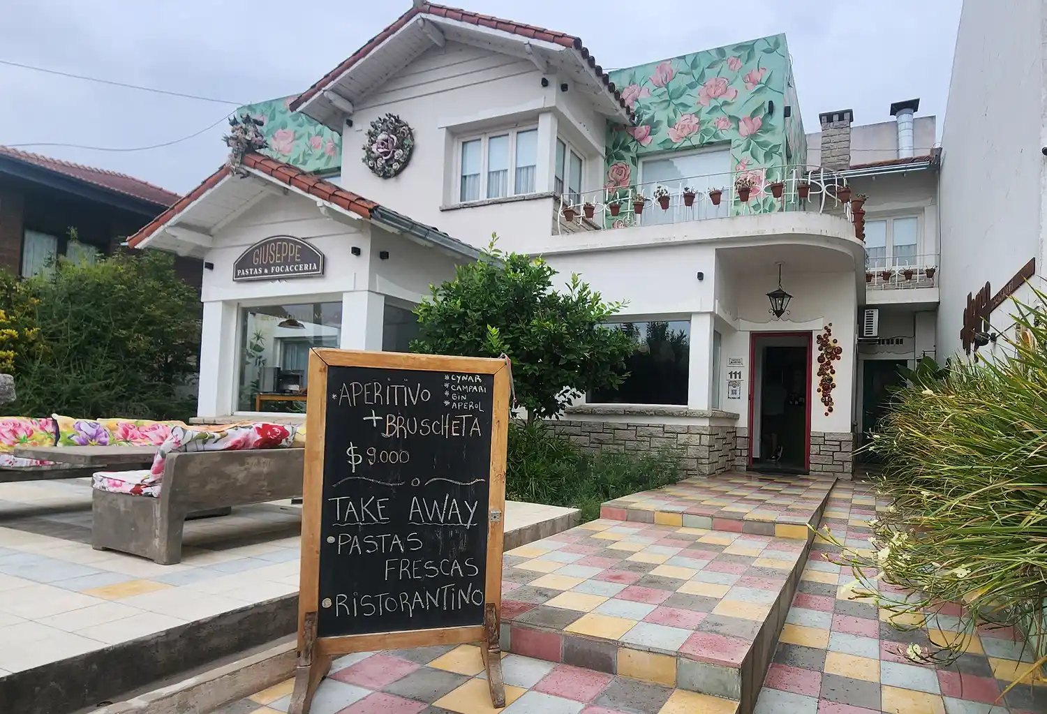 La casa se encuentra en avenida Monseñor de Andrea 111.