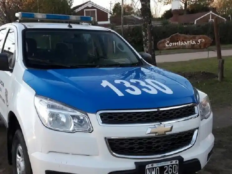 Llegó alterado por una pelea, atacó a la Policía y lo arrestaron