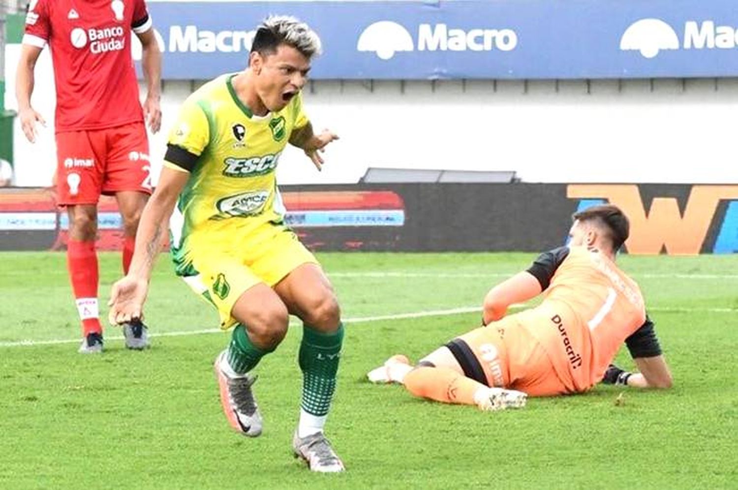 El concordiense Walter Bou en la mira de Vélez Sarsfield