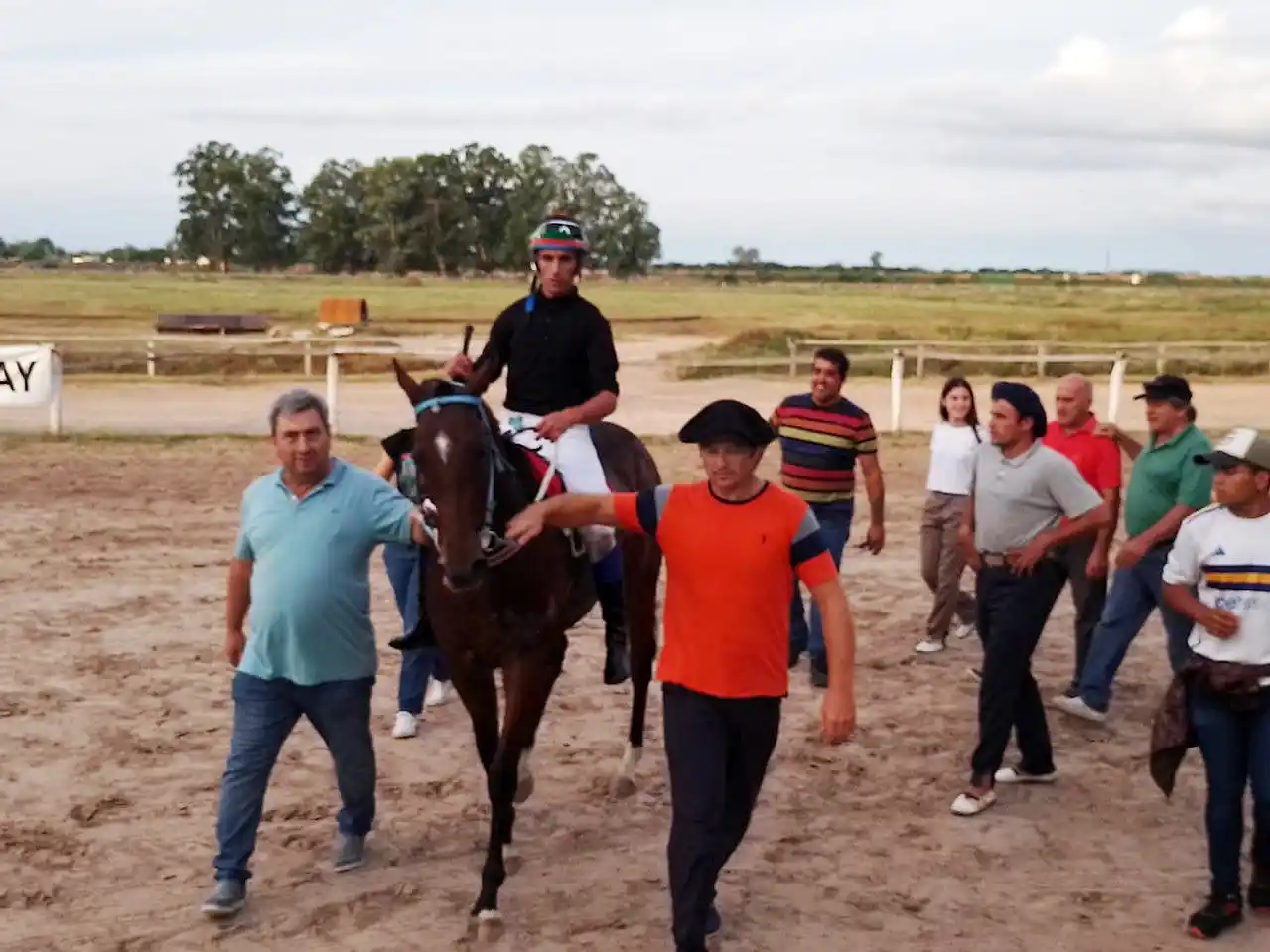 Turf: Radiante Boy y Noah Tom, los ganadores de la Copa Criadores
