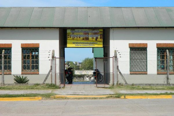 La escuela Pablo Haedo organiza un bingo para recaudar fondos para mantener el edificio