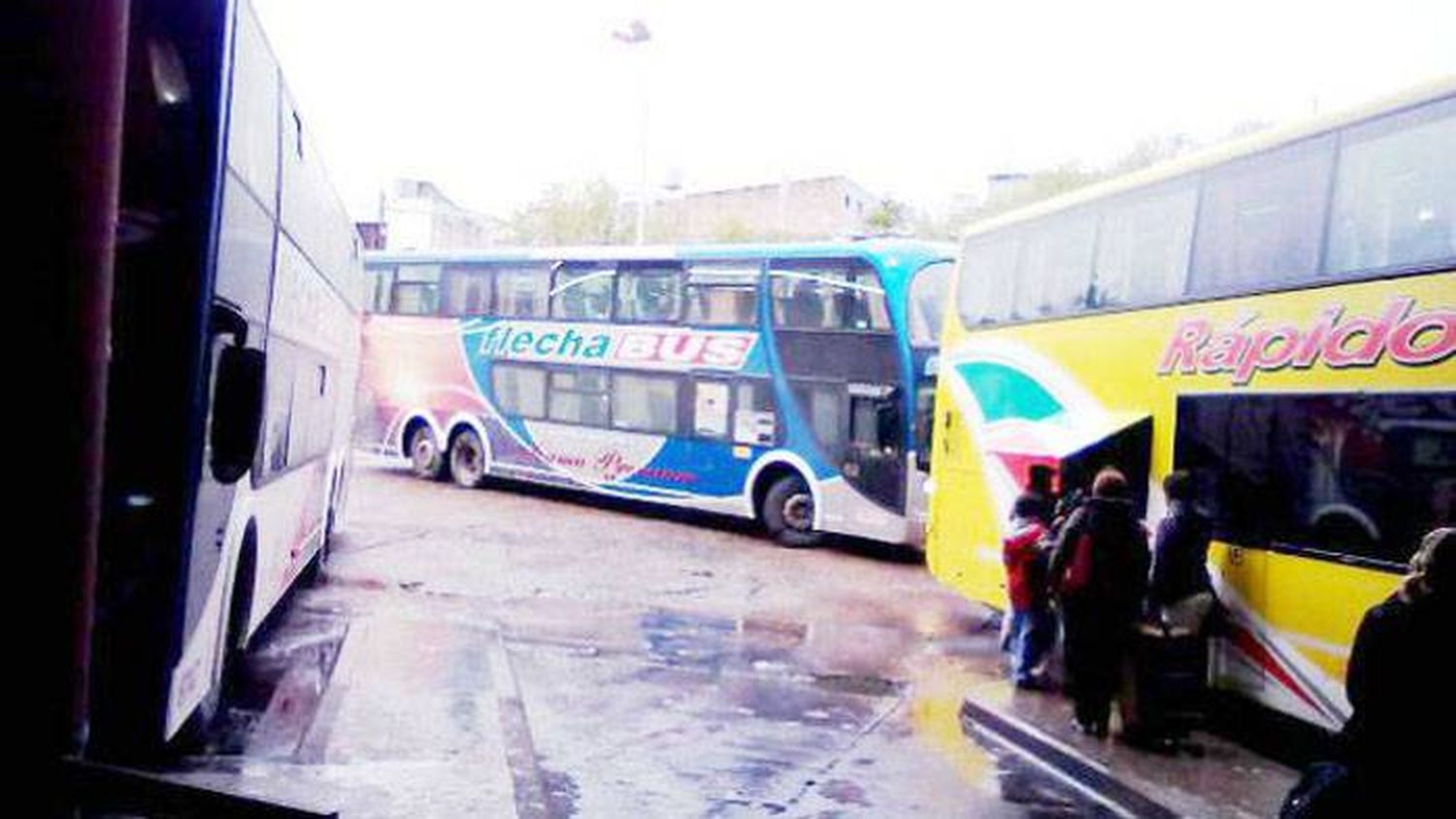 Reactivación parcial del servicio de transporte entre ciudades