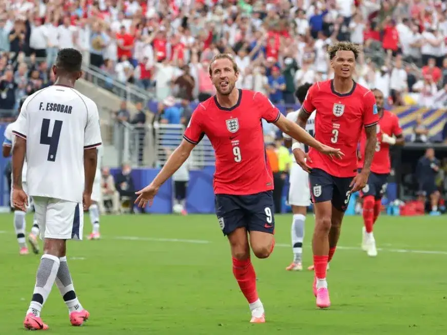 Inglaterra venció 2-0 a Panamá y se aseguró el primer puesto del Grupo L
