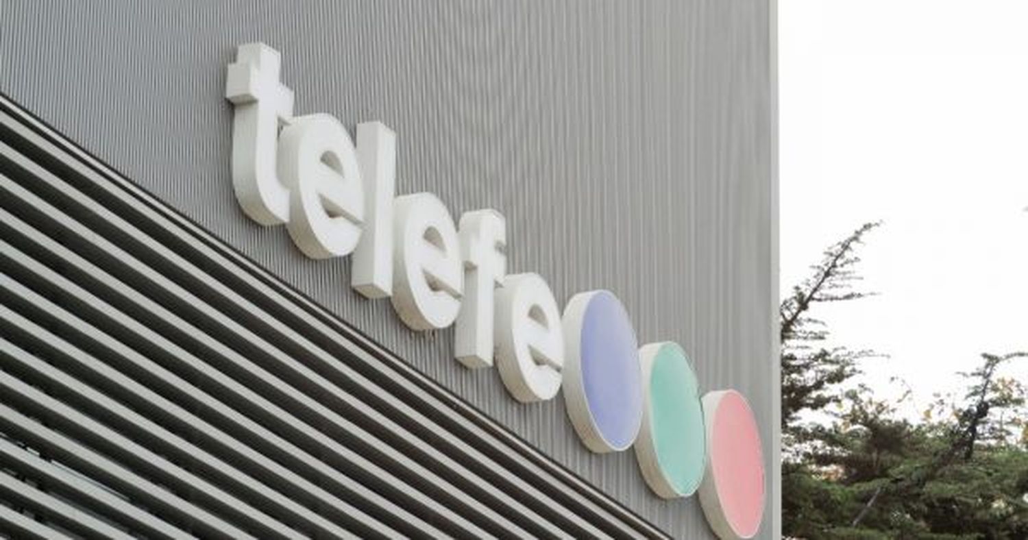 Después de Jey Mammón y Marley, otra figura más de Telefé renunció para irse del país