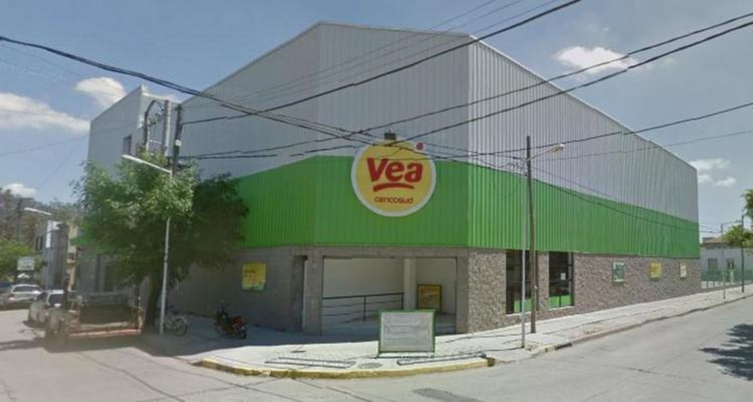 Menor robó en un supermercado y lo detuvieron