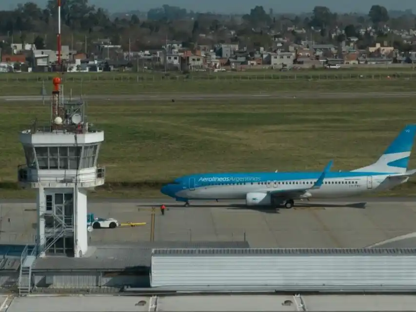 "Trabajamos para consolidar al AIR como un centro logístico, tanto para el transporte de pasajeros como para cargas", dijo Alvarado.