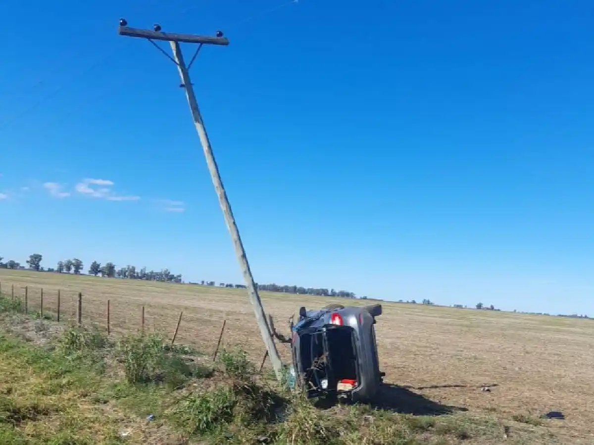 Dos heridos en vuelco en la autovía 19 