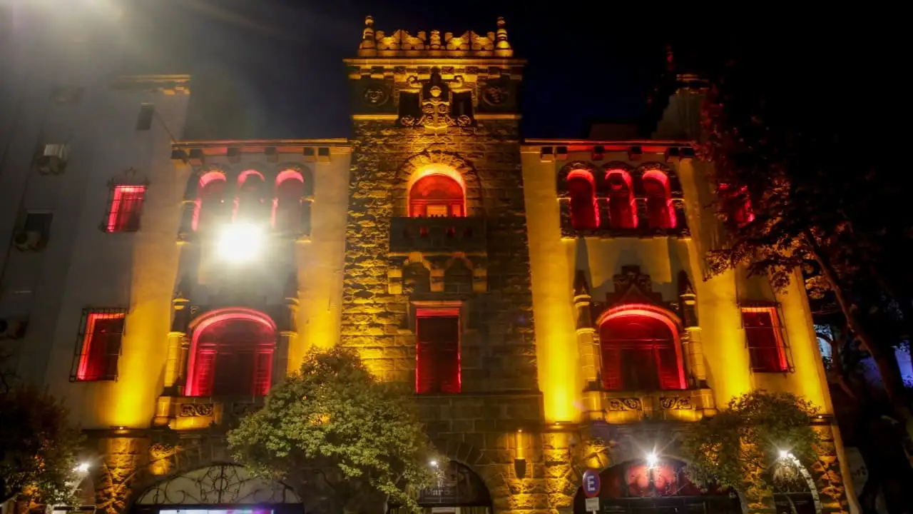 Entre las propuestas previstas se destaca la realización de una Semana del Tango, con presentaciones y actividades vinculadas a ese género que forma parte del patrimonio musical nacional y local. El anuncio forma parte de la agenda oficial difundida por las autoridades culturales municipales, que buscar generar espacios de encuentro artístico antes del arranque pleno del otoño cultural.