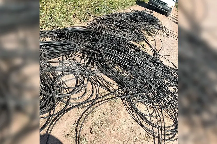 Recuperaron una gran cantidad de cables de fibra óptica que habrían sido robados en la región