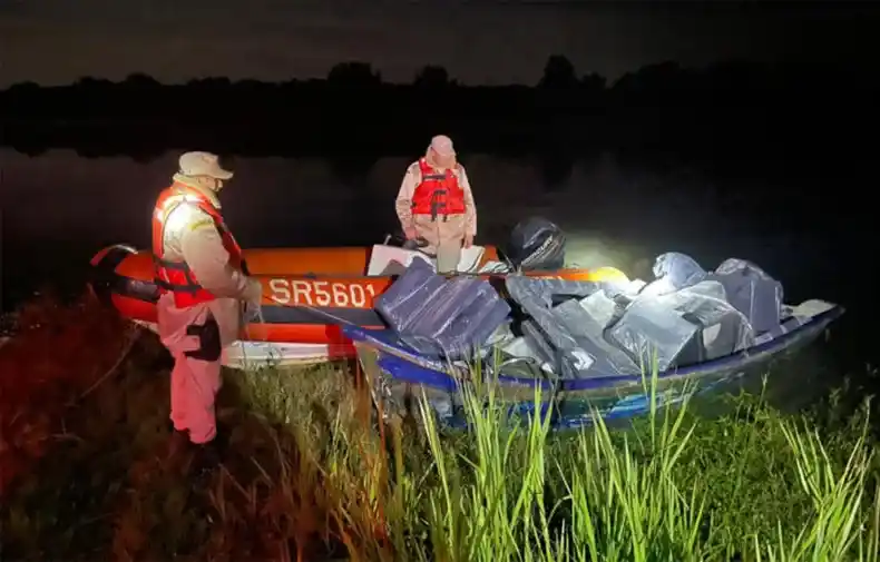 Detectaron una gran cantidad de bultos que querían ingresar por el río Uruguay: qué había adentro