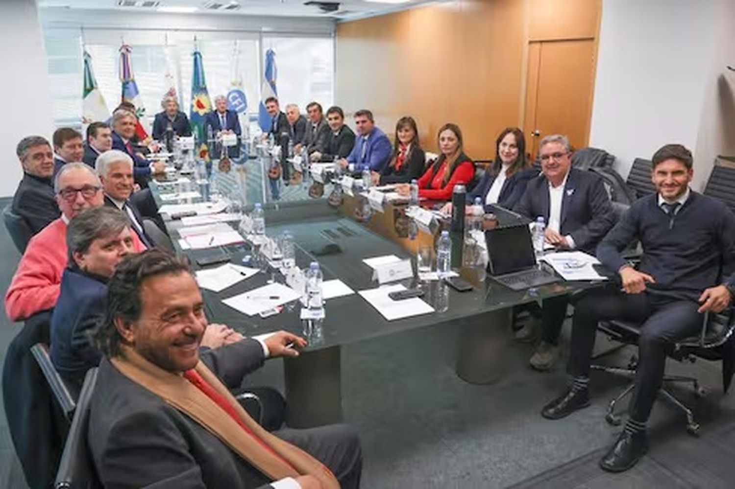 Gobernadores se endurecen contra el oficialismo cerca de la campaña electoral