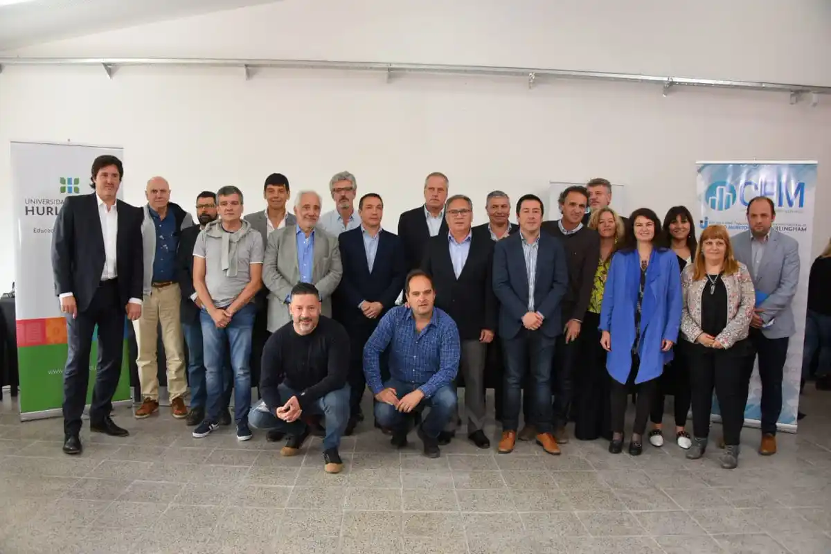 Intendentes peronistas se reunieron en Hurlingham "para responder a la falta de iniciativa de Vidal"