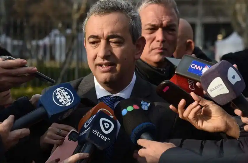 Javkin: «La droga de Rosario viene en avioneta desde Buenos Aires y nadie hace nada»