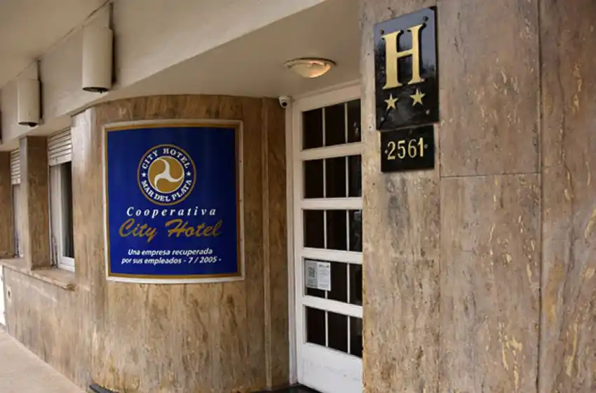 Hotel City: de secta macabra a refugio para desahuciados