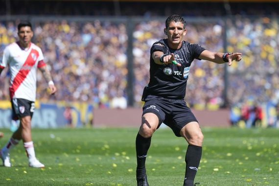 Baliño, en Boca-Defensa; y Merlos, en Riestra-River
