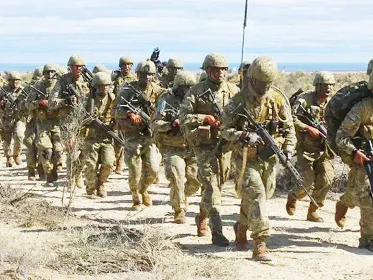 El Gobierno destinará más de $50.000 millones mensuales para recomponer los salarios de las Fuerzas Armadas y de Seguridad