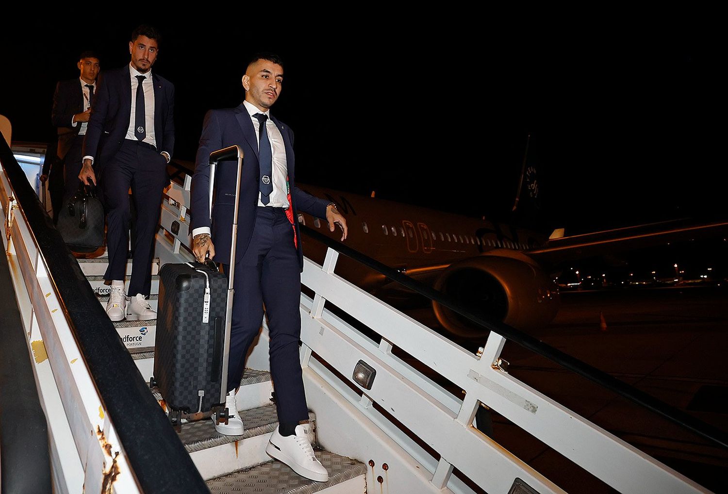 Ángel Correa, en la llegada del Atlético a Portugal.