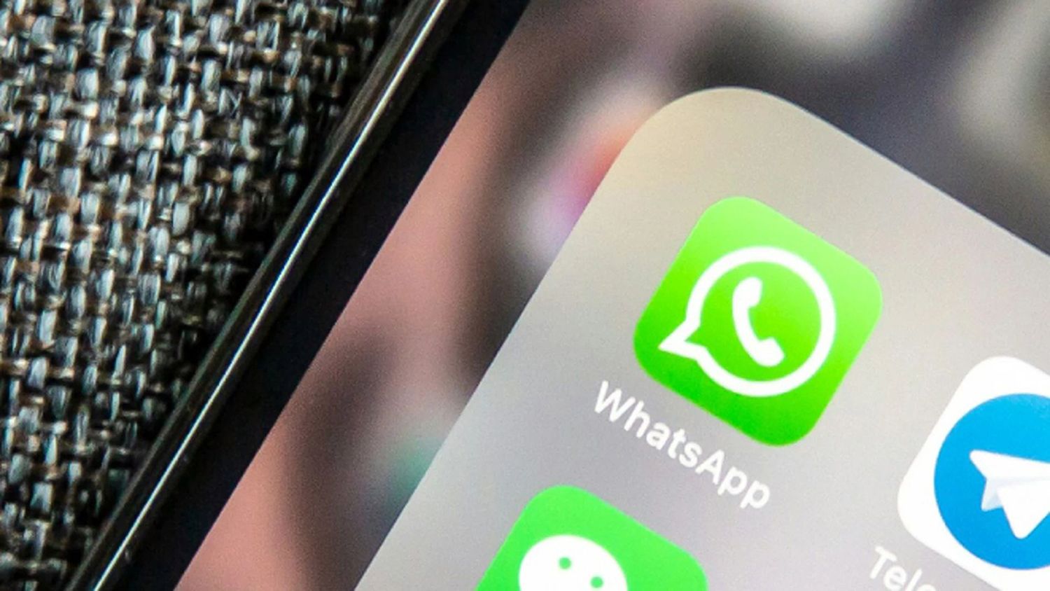 Exceso de confianza. A la víctima le pasaron un contacto para comprar dólares, sin saber que esa persona había sido víctima de un hackeo