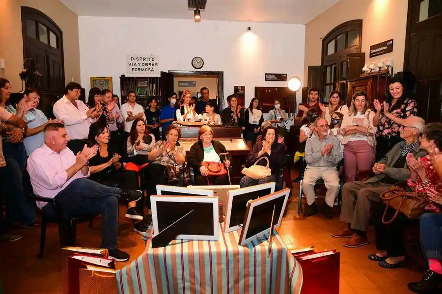 Reconocimiento a los descendientes de
los primeros pobladores de Formosa