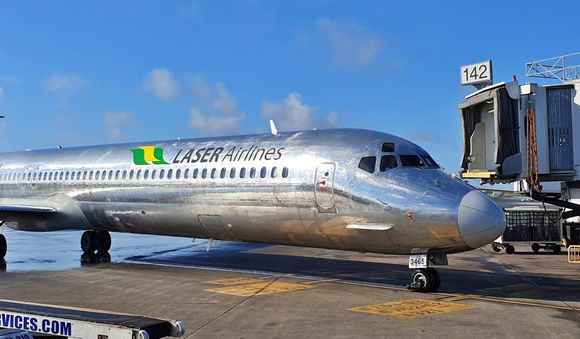 Three Venezuelan Airlines Halt Flights to Dominican Republic and Panama