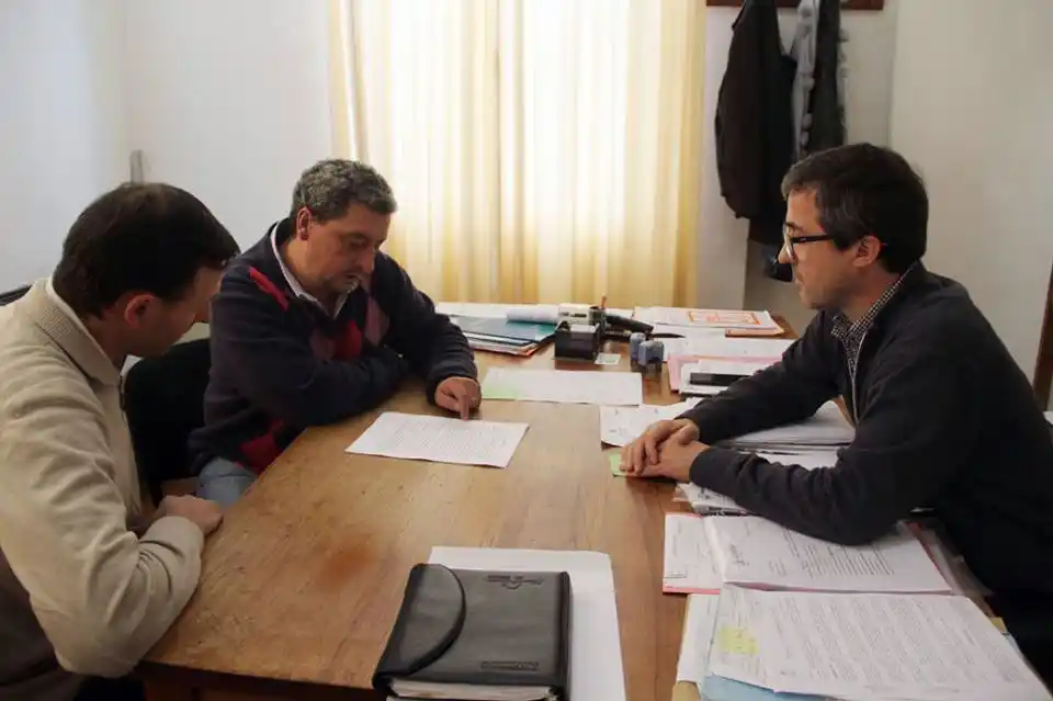 LOBERIA: Será suministrada energía eléctrica al Parque Industrial