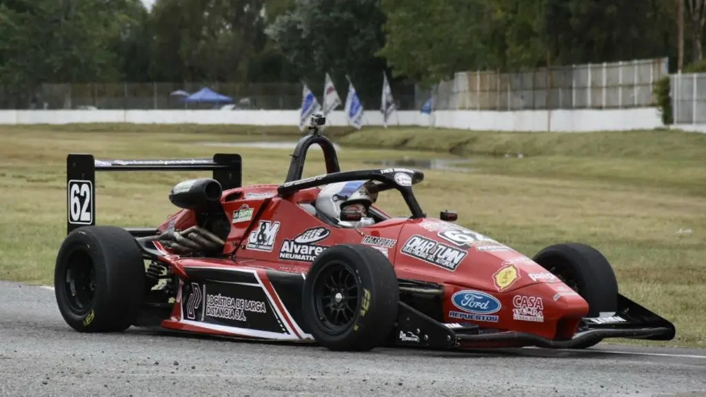 Oliva Muisse apuesta por otro año en la Formula 3 Metropolitana