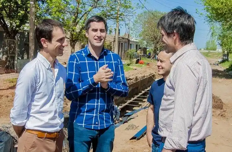 Elecciones 2017: Mosca pidió apoyo al Gobierno porque "el pasado le está ganando al cambio por 20 mil votos"