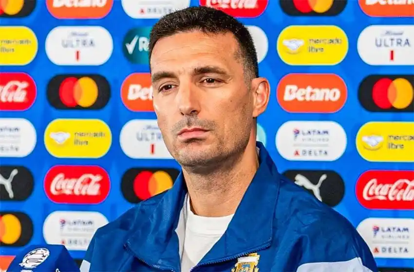 Scaloni:"Tuvimos buenas sensaciones de Messi pero esperaremos unas horas más para tomar la decisión"