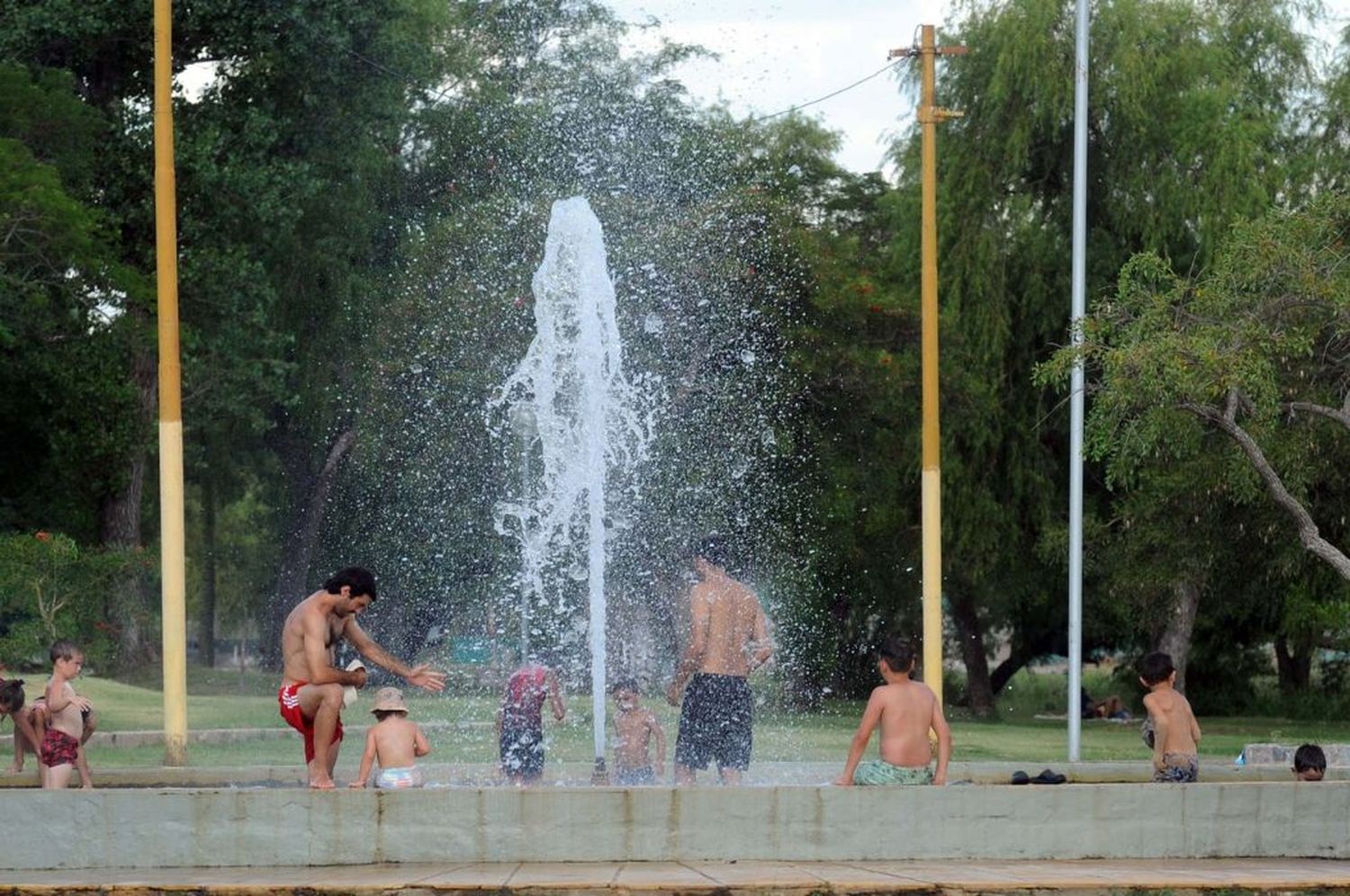 Jornada de jueves con temperaturas altas en la ciudad de Santa Fe