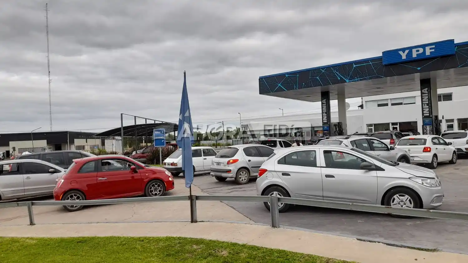 COMBUSTIBLE YPF GUALEGUAYCHU - 1