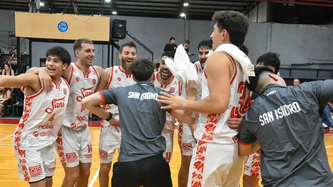 Dos de tres para Sani en esta gira por La Rioja y Santiago