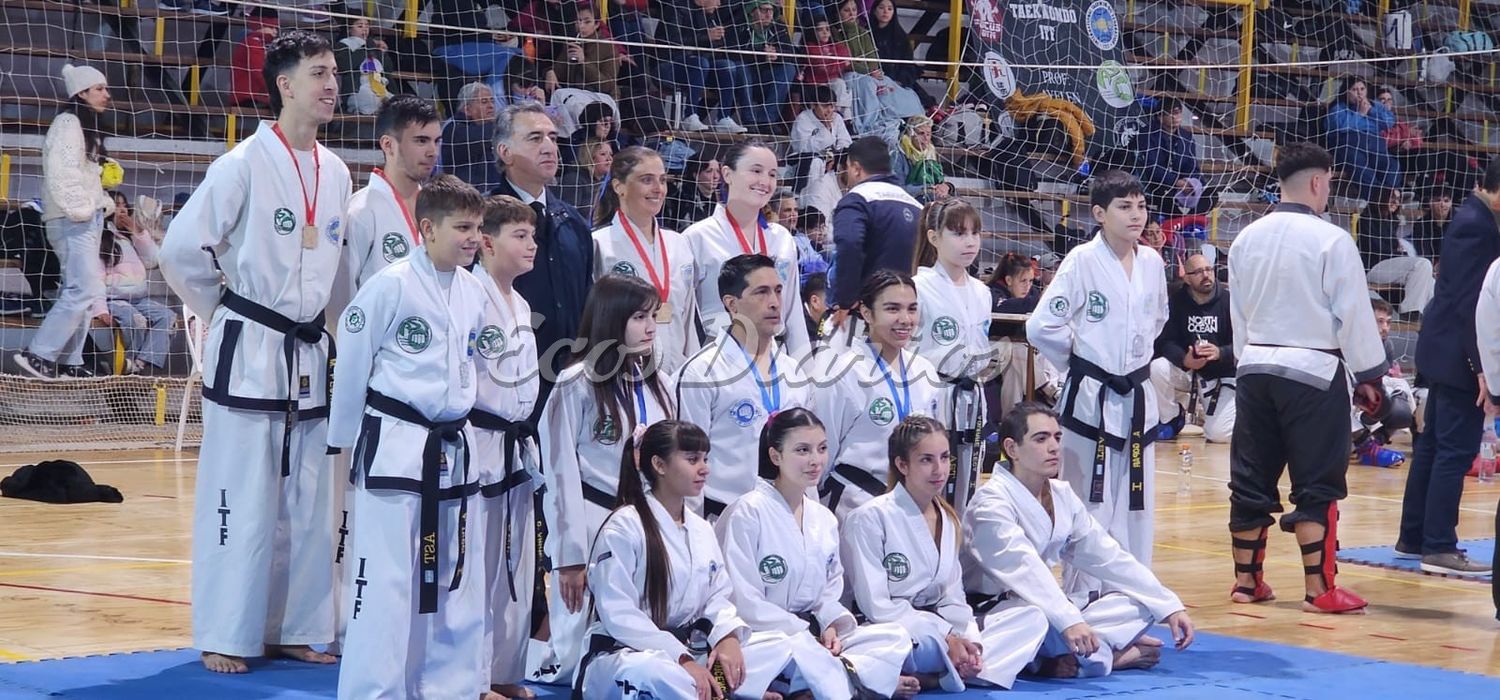 La delegación local, que viajó a la Copa AKAM en Mar del Plata