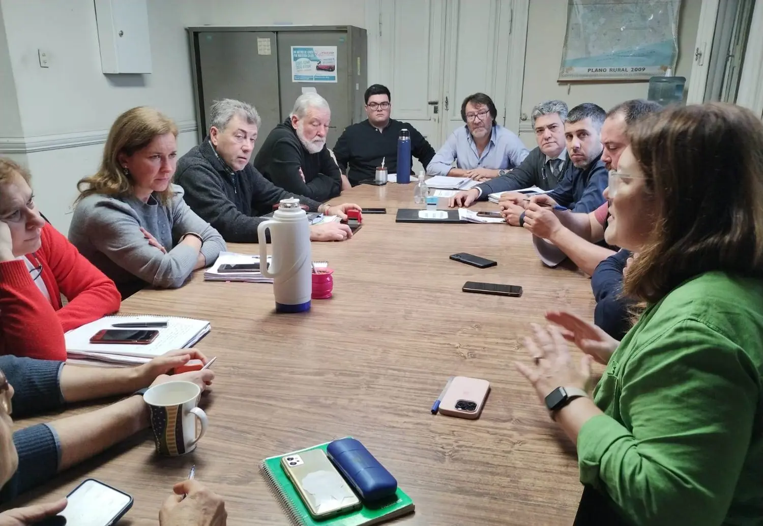 Tras el escándalo del jueves, siguieron los cruces en el Concejo