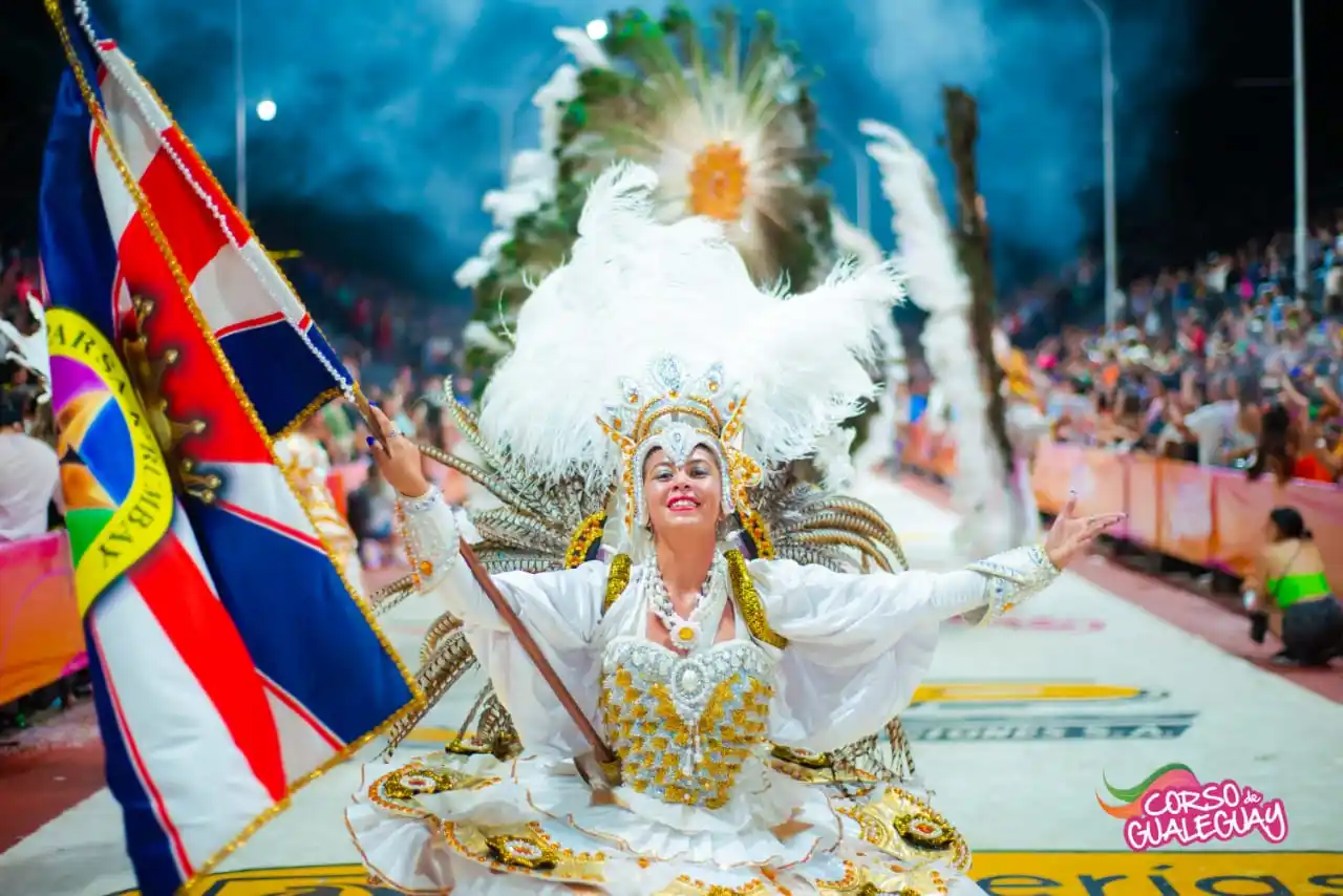 Irina Velázquez, Portabandera de K´Rumbay.